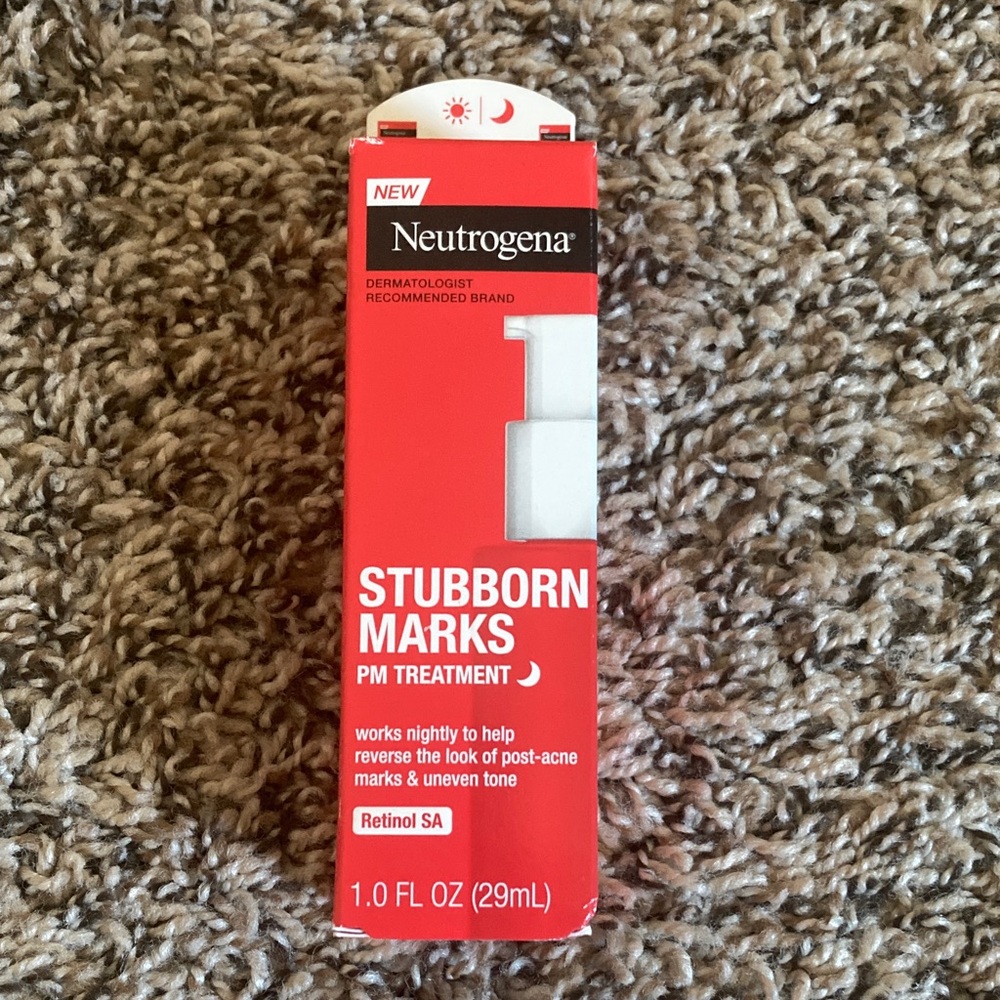 Neutrogena Stubborn Marks PM Treatment